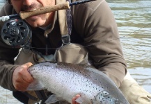  Fotografía de Pesca con Mosca de Trucha marrón por Segundo Beccar Varela – Fly dreamers 