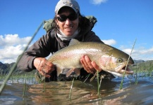  Fotografía de Pesca con Mosca de Trucha arcoiris por Nicolas Becerra – Fly dreamers 