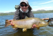  Fotografía de Pesca con Mosca de Trucha marrón por Nicolas Becerra – Fly dreamers 