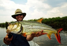  Fotografía de Pesca con Mosca de Tigerfish por Luke Saffarek – Fly dreamers 