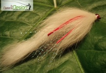 Super Rabbit White Streamer - Fly dreamers