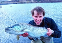  Foto de Pesca con Mosca de Trucha marrón por Einar Gud – Fly dreamers 