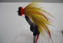 Streamer para Musky Rojo/Amarillo - Fly dreamers