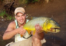 Roberto Esteban Galbarini 's Fly-fishing Photo of a Golden Dorado – Fly dreamers 