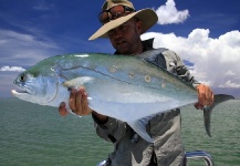 Jono Shales 's Fly-fishing Pic of a Queenfish – Fly dreamers 