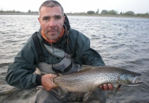 Claudio Corvalan 's Fly-fishing Catch of a Brown trout – Fly dreamers 