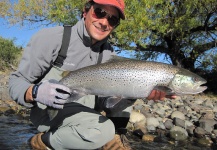  Captura de Pesca con Mosca de Trucha marrón por Va Ca – Fly dreamers