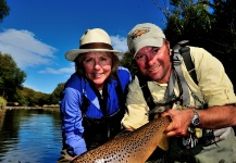  Fotografía de Pesca con Mosca de Trucha marrón por Jorge Trucco – Fly dreamers 