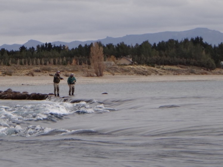 Boca del Limay Nico y Luis prebando con seca en el chupon !! 