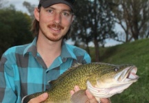  Fotografía de Pesca con Mosca de Murray Cod por Ben Hohnke – Fly dreamers 