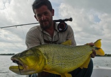 Alfonso Aragon 's Fly-fishing Image of a Golden Dorado – Fly dreamers 