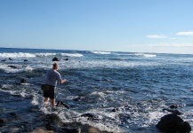 Flyfishing the Hawaiin surf