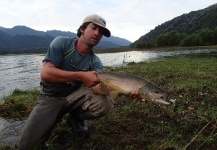  Fotografía de Pesca con Mosca de von Behr trout por Max Ignacio Segura Safian – Fly dreamers 