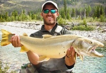 Tracy Moore 's Fly-fishing Image of a Bull trout – Fly dreamers 