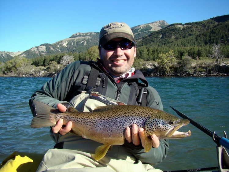 Hermosa marrón del Caleufu!
Beautiful brown trout from the Caleufu River!