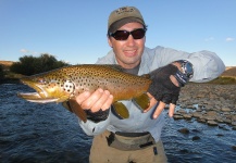 Gonzalo Theill 's Fly-fishing Catch of a Brown trout – Fly dreamers 