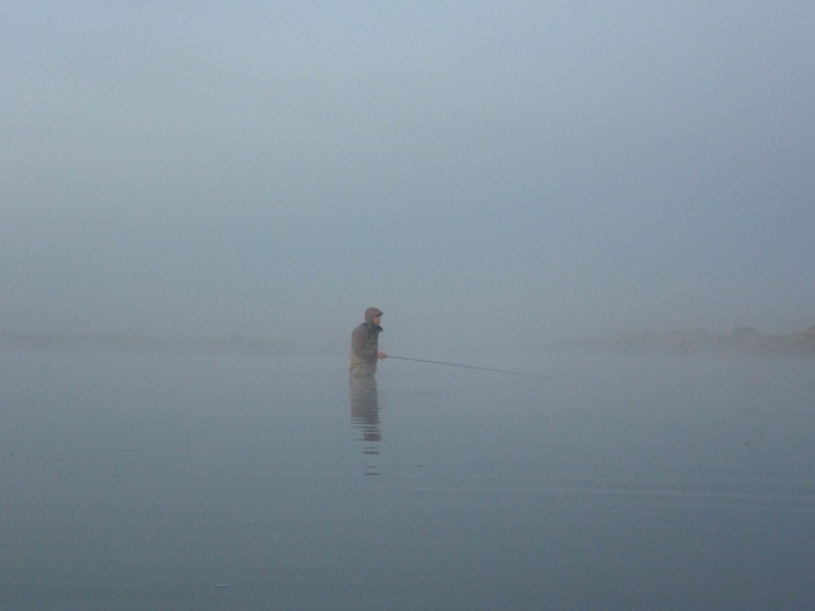 Pescando con mosca en Rio Gallegos