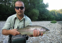  Fotografía de Pesca con Mosca de Trucha arcoiris por Massimo Feliziani – Fly dreamers