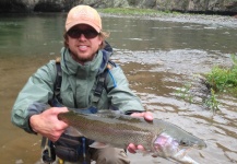  Foto de Pesca con Mosca de Trucha arcoiris por Peter Breeden – Fly dreamers 