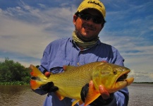 Luiz Logo 's Fly-fishing Image of a Golden Dorado – Fly dreamers 