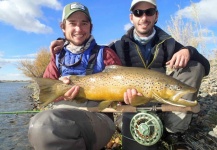  Foto de Pesca con Mosca de Trucha marrón por Gonzalo Flego – Fly dreamers 