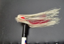 elastic pike streamer