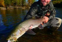 Cathy Beck 's Fly-fishing Photo of a Taimen – Fly dreamers 