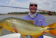 Flávio  Schmeil  's Fly-fishing Photo of a Golden Dorado – Fly dreamers 