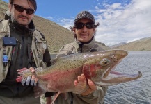  Foto de Pesca con Mosca de Trucha arcoiris por Marcelo Fernández Durañona – Fly dreamers 