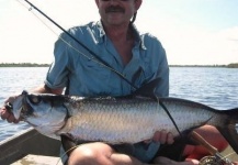 Nick  Denbow 's Fly-fishing Image of a Tarpon – Fly dreamers 