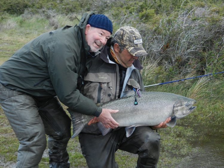 pesca con mosca de salmon king