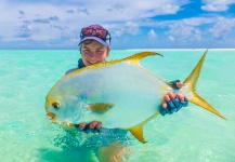 Indo-Pacific Permit on the fly by Tom Hradecky - Fly dreamers