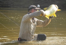  Interesante Situación de Pesca con Mosca de Dorado – Fotografía por Lalo Dela Croce en Fly dreamers