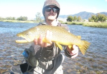  Fotografía de Pesca con Mosca de Trucha marrón compartida por Jeremy Clark – Fly dreamers