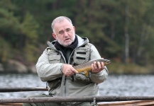  Fotografía de Pesca con Mosca de Trucha marrón por Zeljko Babic – Fly dreamers