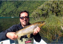 Fotografía de Pesca con Mosca de Trucha marrón compartida por Rodrigo Torres – Fly dreamers