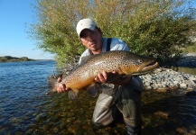 Cristian Bascur 's Fly-fishing Catch of a Brown trout – Fly dreamers 