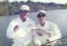 Toninho Sanchez e Gerson Kavamoto - pescaria de robalos