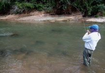  Situación de Pesca con Mosca de Dorado – Fotografía por Teotimo Becu en Fly dreamers