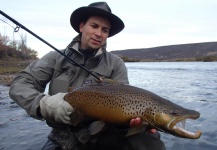 Fly-fishing Photo of Brown trout shared by Facundo Fernandez – Fly dreamers 