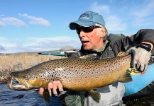  Fotografía de Pesca con Mosca de Trucha marrón por Rudesindo Fariña – Fly dreamers 