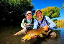  Fotografía de Pesca con Mosca de Trucha marrón por Cathy Beck – Fly dreamers 