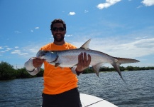  Foto de Pesca con Mosca de Sábalo por Luis Rodero – Fly dreamers 