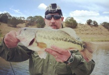  Foto de Pesca con Mosca de Bass de boca grande - Lubina Negra compartida por Duranglers Flies And Supplies – Fly dreamers