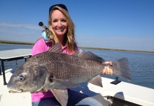 Meredith McCord 's Fly-fishing Catch of a Black Drum – Fly dreamers 