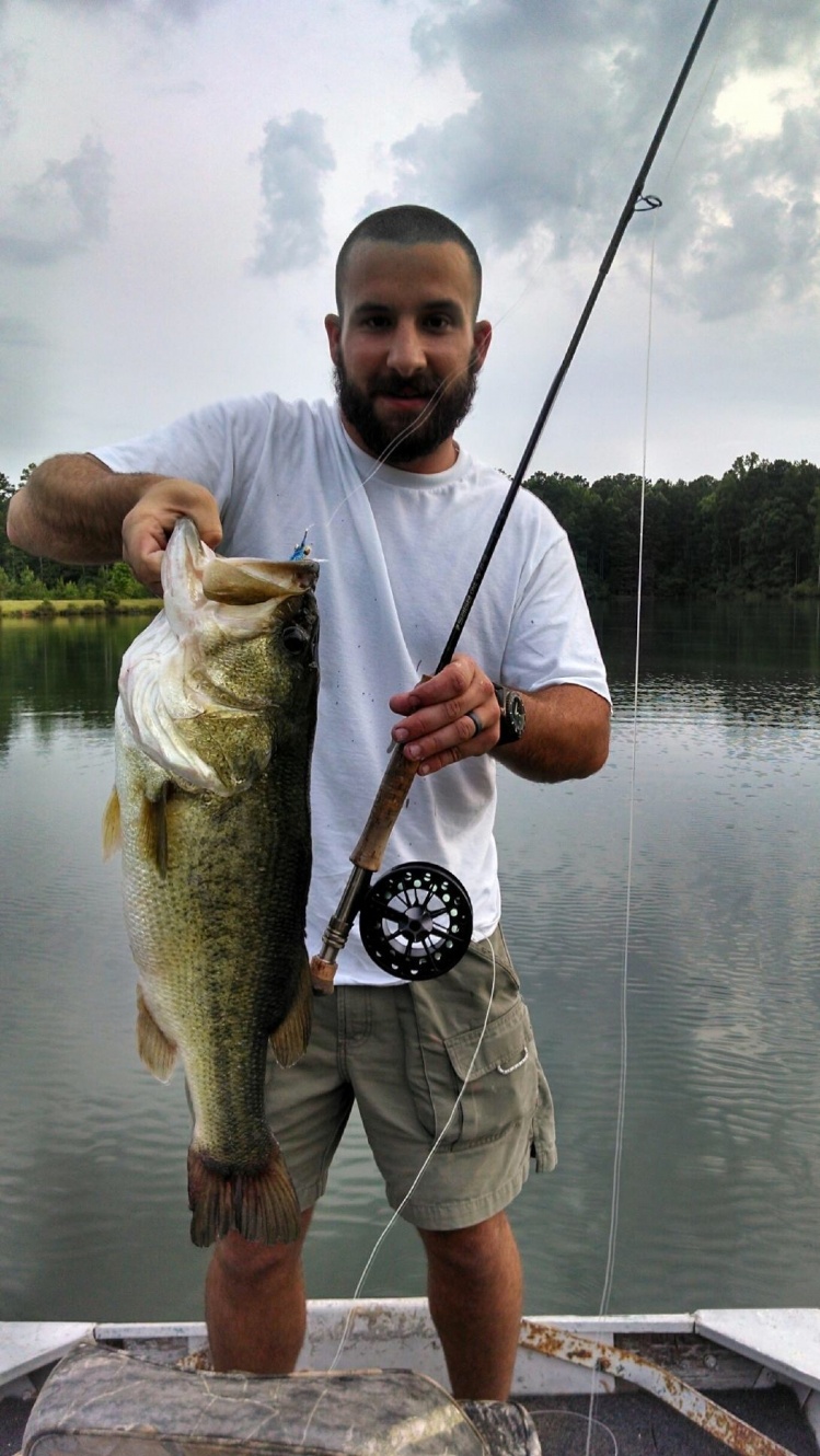Fly-fishing Pic of Largemouth Bass shared by Ben Tewes – Fly dreamers