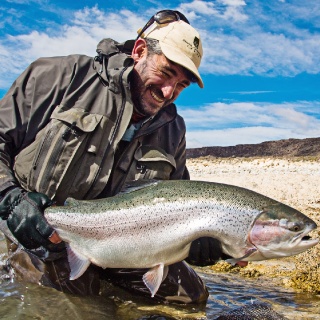 Matt Harris in the Jurassik Lake - Estancia Laguna Verde Fly fishing lodge