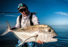 Damien Brouste 's Fly-fishing Photo of a Giant Trevally – Fly dreamers 