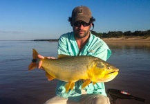 Alfonso Aragon 's Fly-fishing Pic of a Golden Dorado – Fly dreamers 