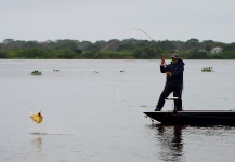  Dorado – Genial Situación de Pesca con Mosca – Por Luiz Logo